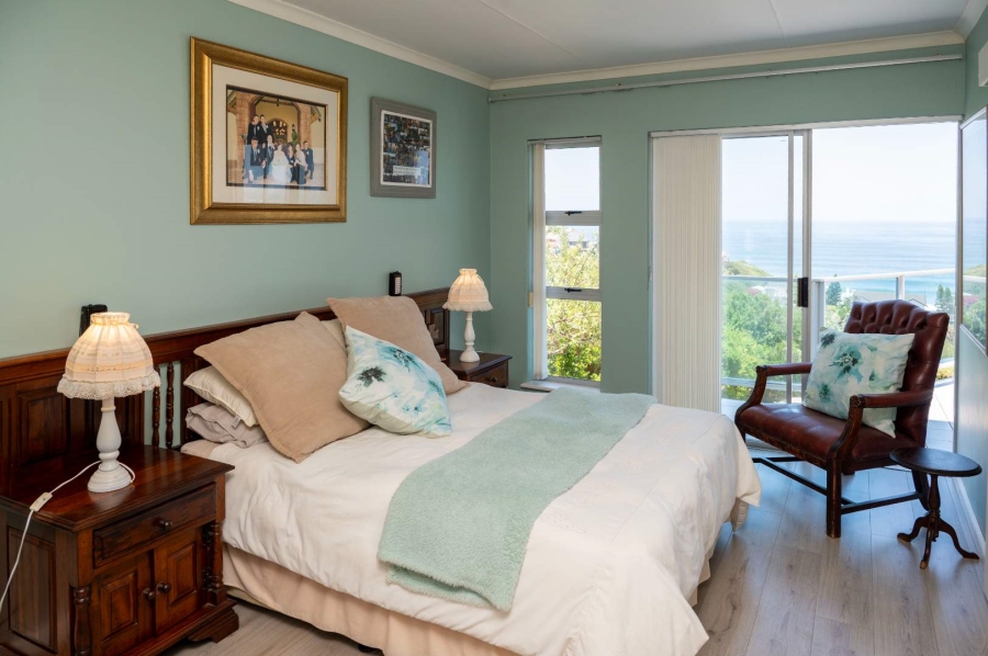 8 Bedroom Property for Sale in Brenton On Sea Western Cape